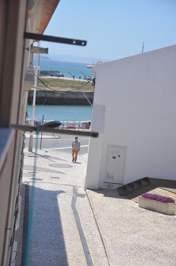 Tic Tac Apartment Peniche Luaran gambar